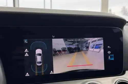 MERCEDES-BENZ Klasa E 