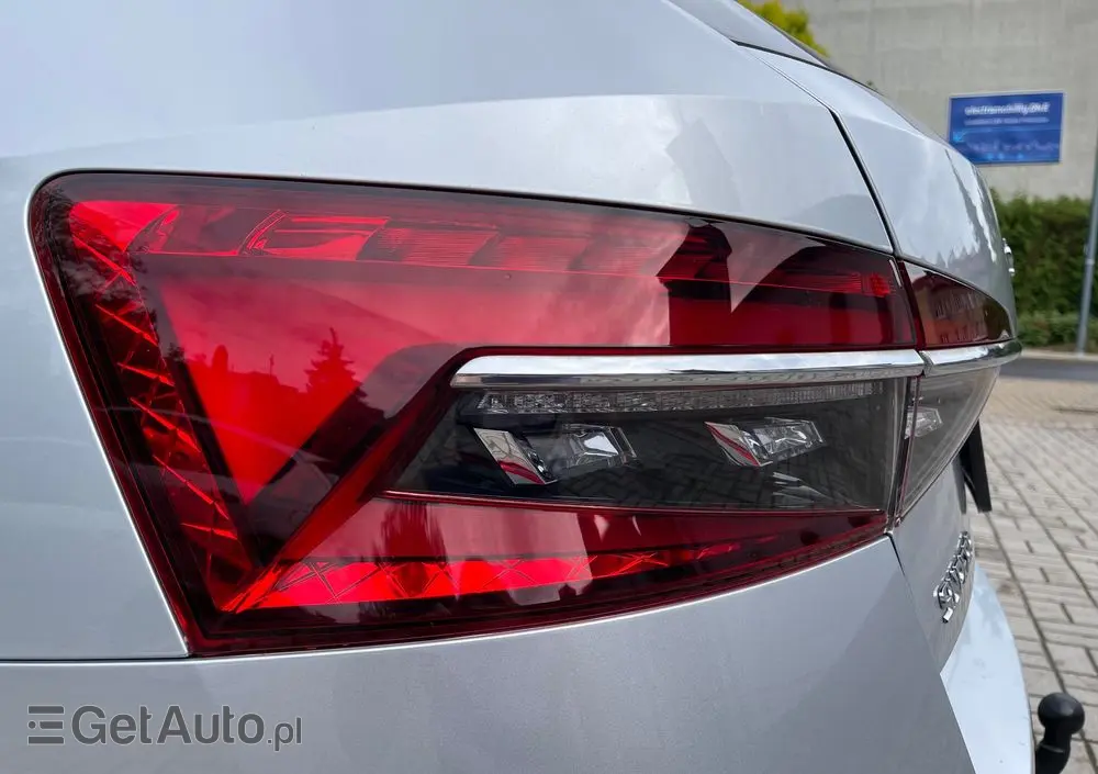 SKODA Superb 2.0 TSI L&K DSG