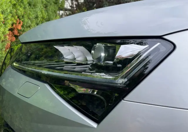 SKODA Superb 2.0 TSI L&K DSG