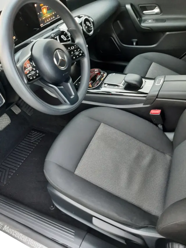 MERCEDES-BENZ CLA CLA