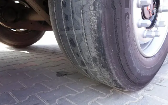 SCHWARZMULLER FIRANKA / OŚ PODNOSZONA / OSIE SAF / 