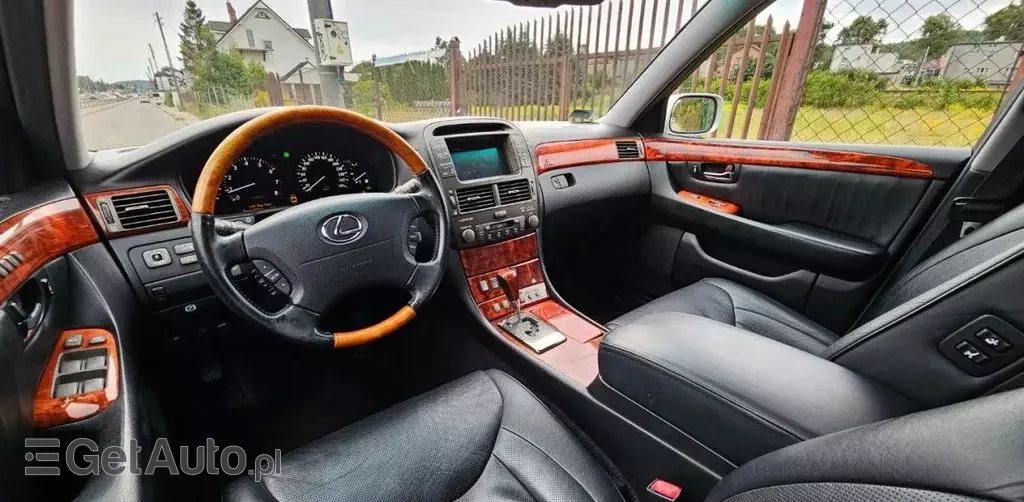 LEXUS LS 