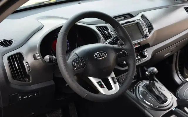 KIA Sportage 2,0 CRDI AWD Vision
