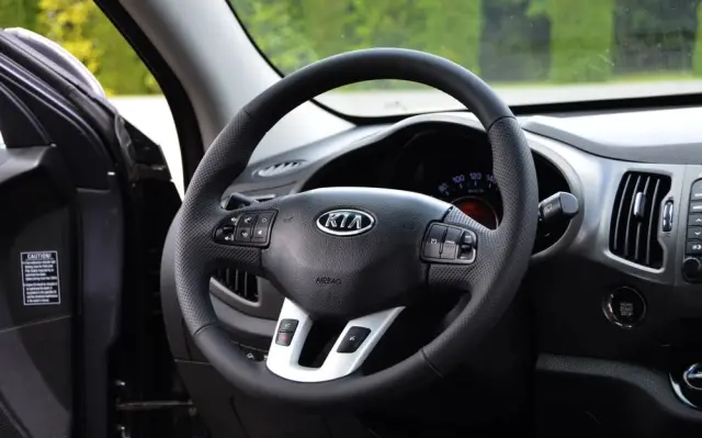 KIA Sportage 2,0 CRDI AWD Vision
