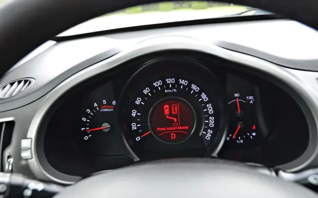 KIA Sportage 2,0 CRDI AWD Vision