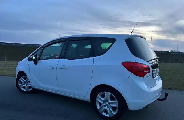 OPEL Meriva 