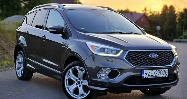 FORD Kuga 2.0 TDCi 4x4 Vignale