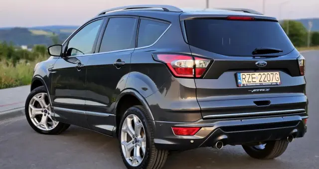FORD Kuga 2.0 TDCi 4x4 Vignale