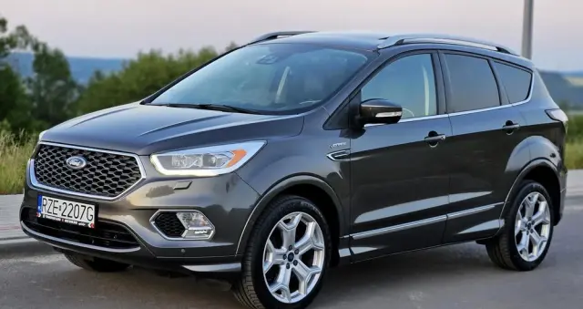 FORD Kuga 2.0 TDCi 4x4 Vignale