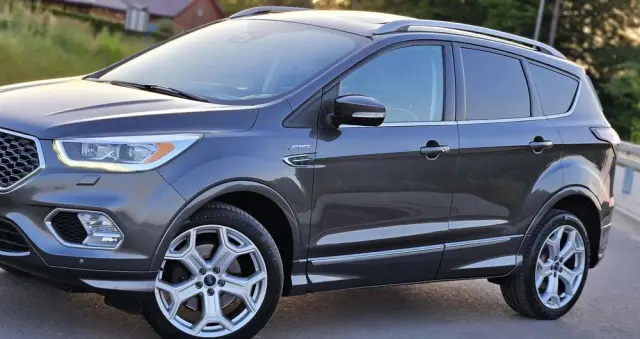 FORD Kuga 2.0 TDCi 4x4 Vignale