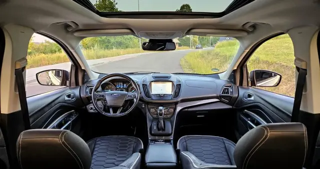 FORD Kuga 2.0 TDCi 4x4 Vignale