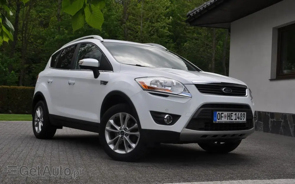 FORD Kuga 2.0 TDCi 2x4 Titanium