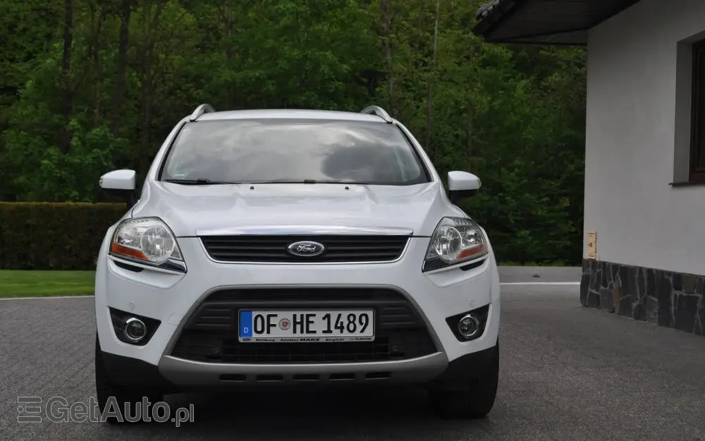 FORD Kuga 2.0 TDCi 2x4 Titanium
