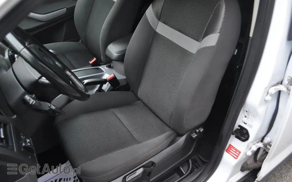FORD Kuga 2.0 TDCi 2x4 Titanium