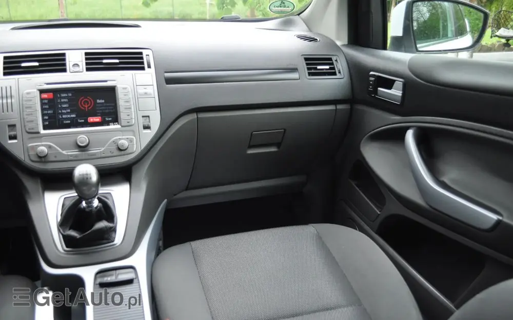 FORD Kuga 2.0 TDCi 2x4 Titanium