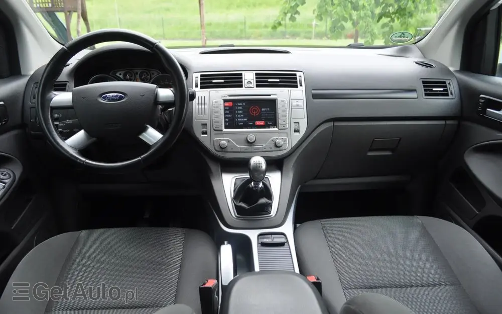 FORD Kuga 2.0 TDCi 2x4 Titanium