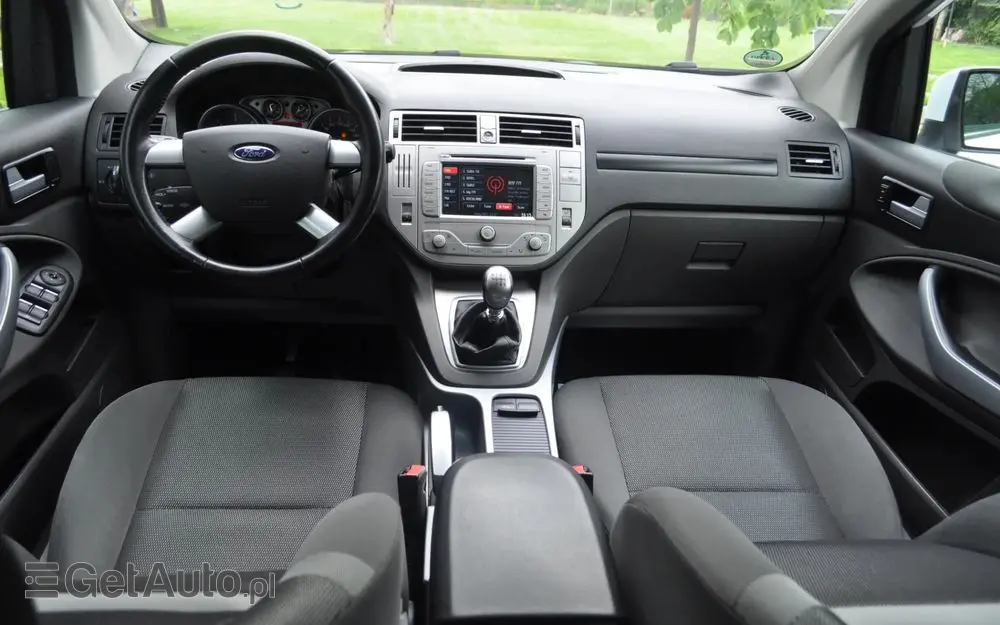 FORD Kuga 2.0 TDCi 2x4 Titanium
