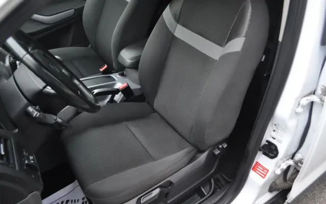 FORD Kuga 2.0 TDCi 2x4 Titanium