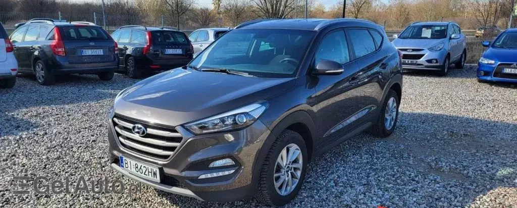 HYUNDAI Tucson 