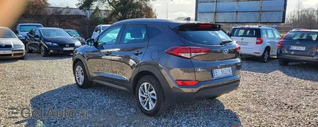 HYUNDAI Tucson 