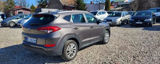 HYUNDAI Tucson 