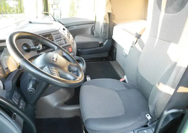 DAF XF 106.460 Standard / Salon Polska 