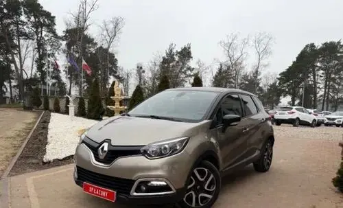 RENAULT Captur 
