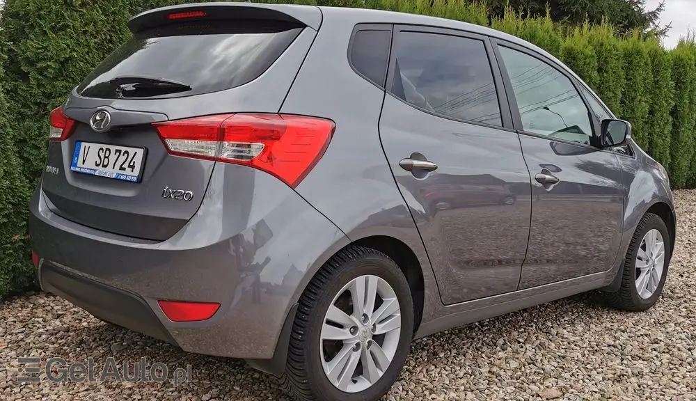 HYUNDAI Ix20 