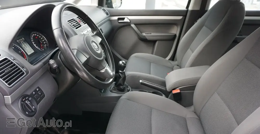 VOLKSWAGEN Touran 1.6 TDI DPF BlueMot Comfortline
