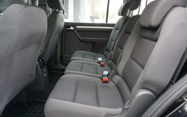 VOLKSWAGEN Touran 1.6 TDI DPF BlueMot Comfortline