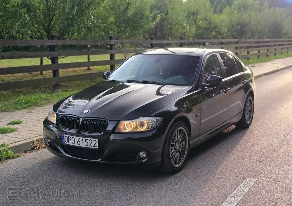 BMW Seria 3 318i