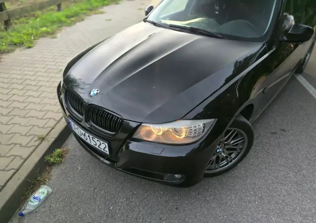 BMW Seria 3 318i