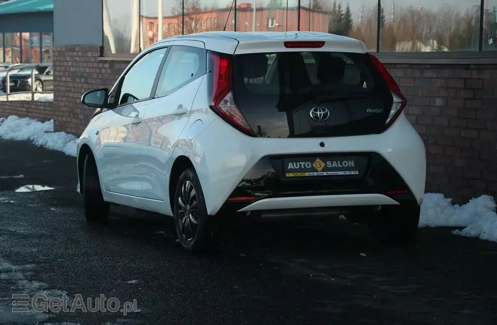 TOYOTA Aygo 