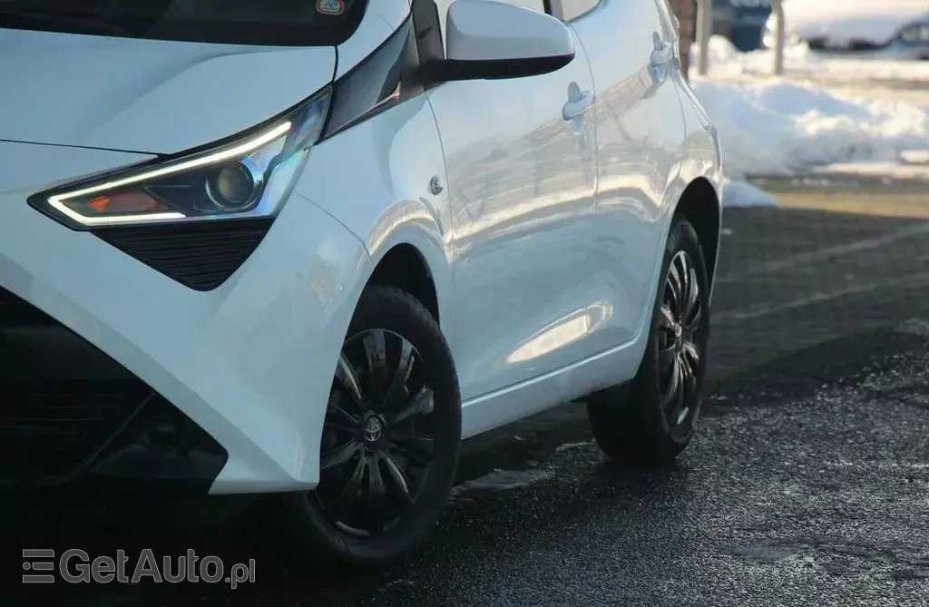 TOYOTA Aygo 