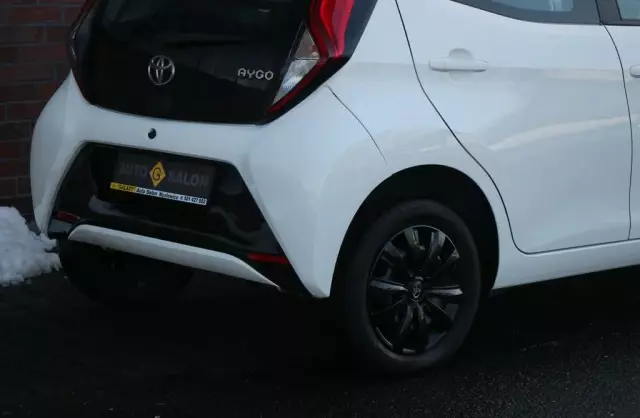 TOYOTA Aygo 