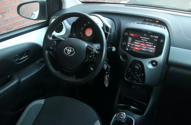 TOYOTA Aygo 