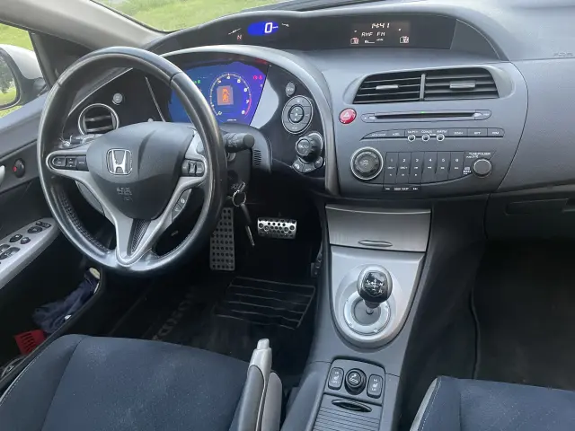 HONDA Civic Executive i-Shift