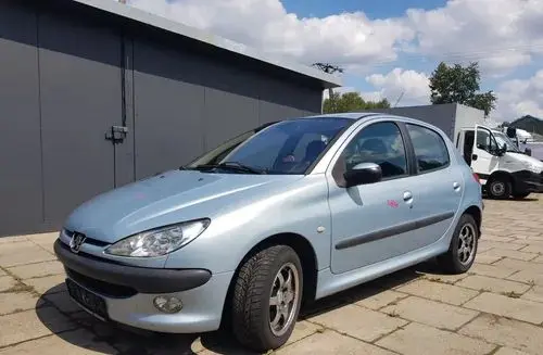 PEUGEOT 206 