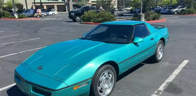 CHEVROLET Corvette 