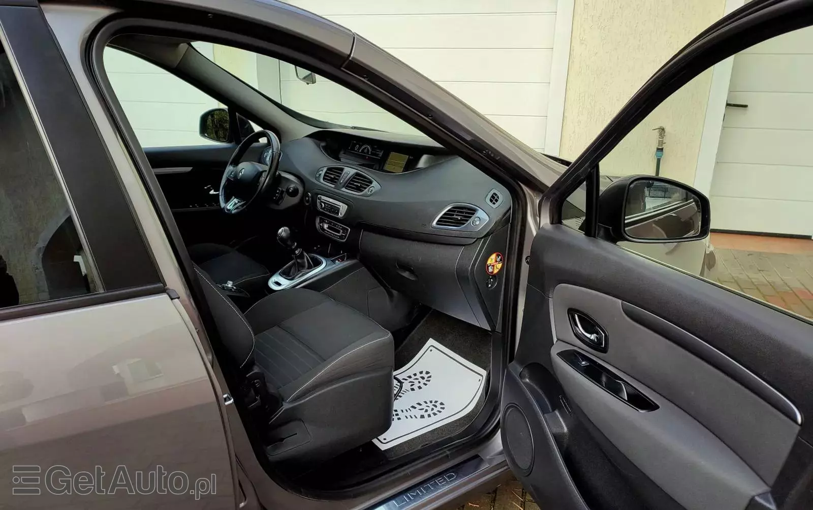 RENAULT Scenic 1.2 TCe Energy Limited