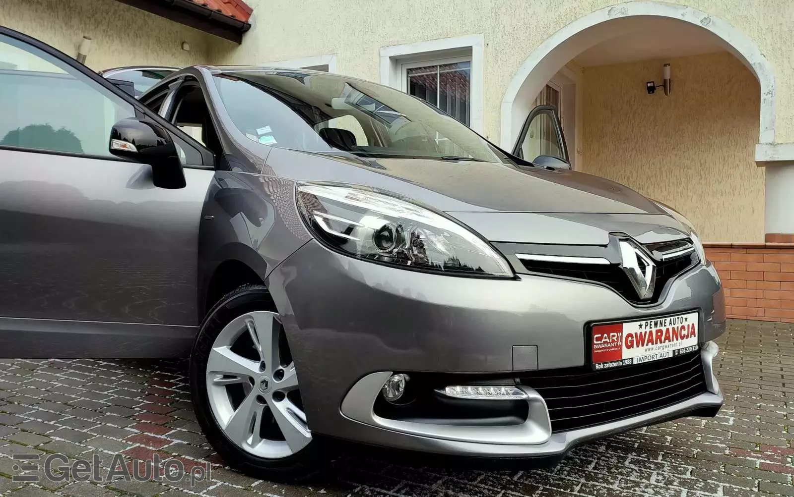 RENAULT Scenic 1.2 TCe Energy Limited