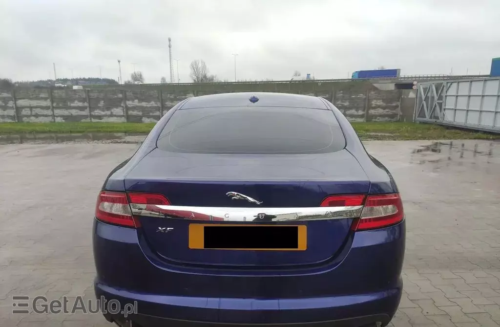 JAGUAR XF 