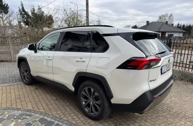 TOYOTA Rav 4 