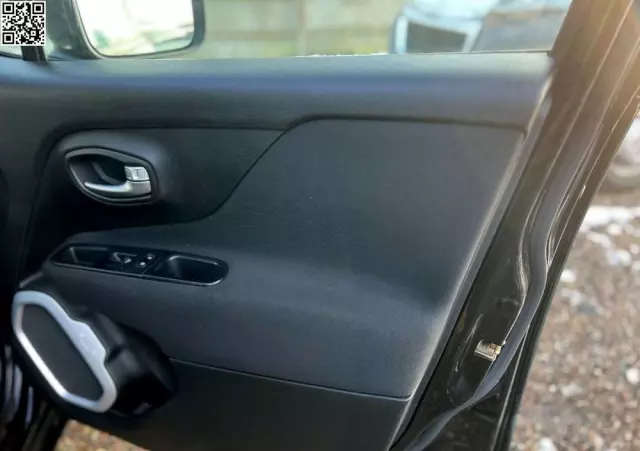 JEEP Renegade 1.6 E-TorQ Longitude FWD