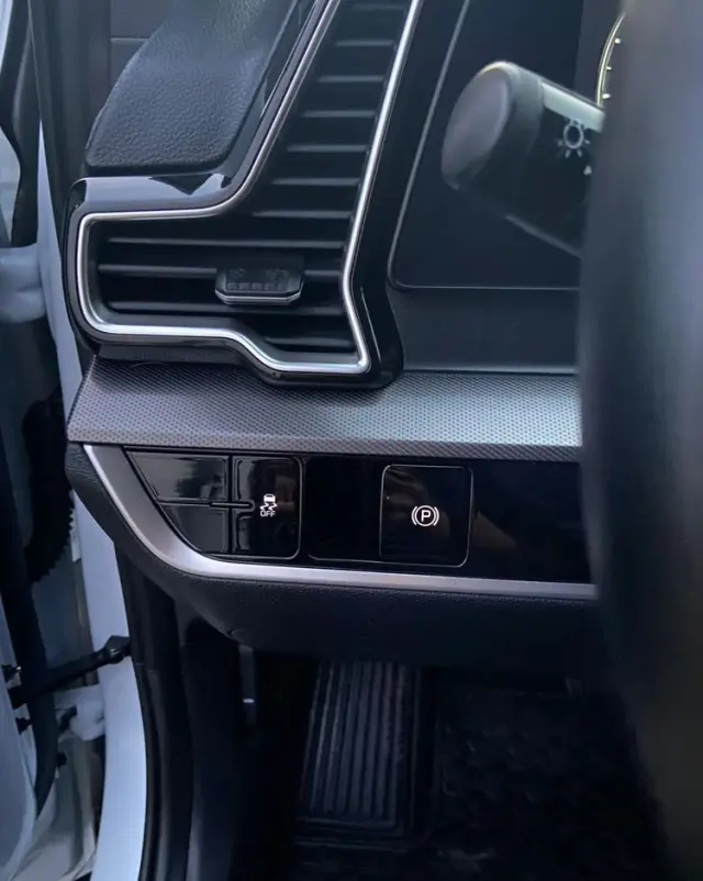 KIA Sportage 1.6 CRDI L Business Line Plus 2WD DCT