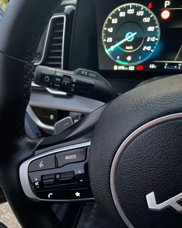 KIA Sportage 1.6 CRDI L Business Line Plus 2WD DCT