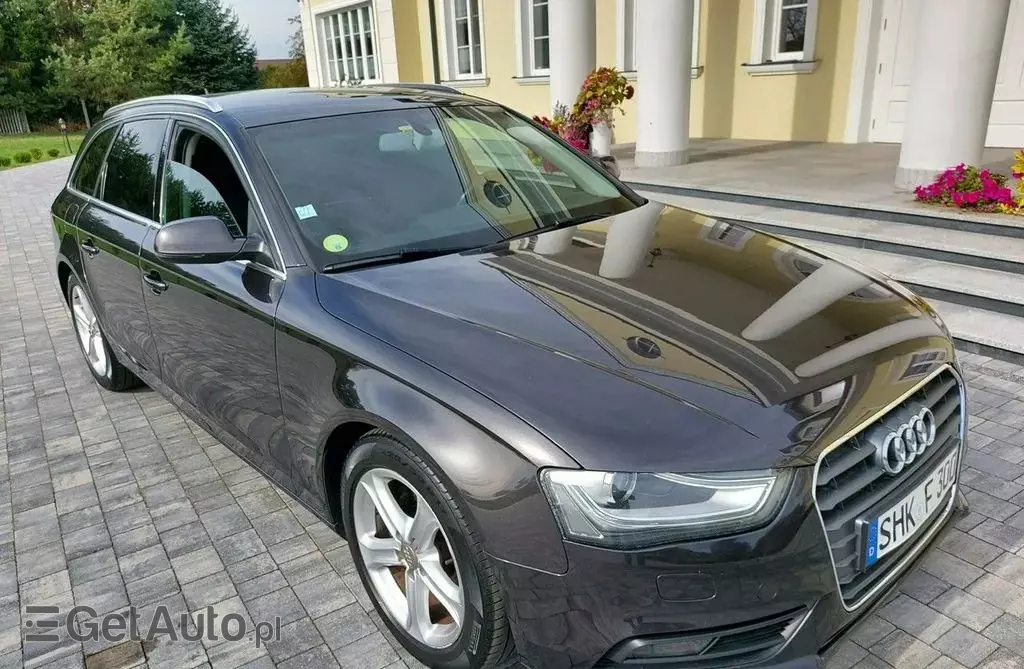 AUDI A4 