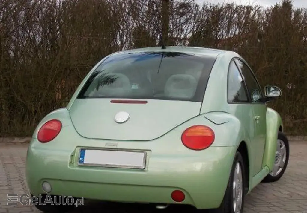 VOLKSWAGEN New Beetle 