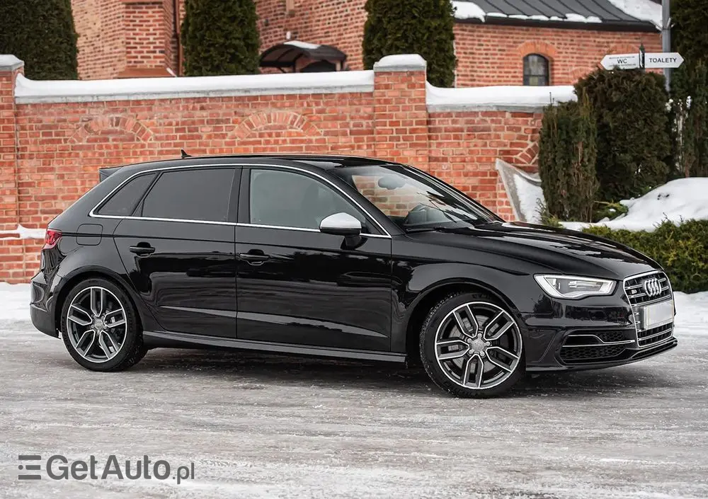 AUDI S3 Sportback S tronic