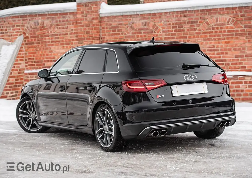 AUDI S3 Sportback S tronic